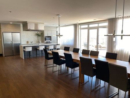 60 Cartier Street, Longueuil, QC - Photo 2