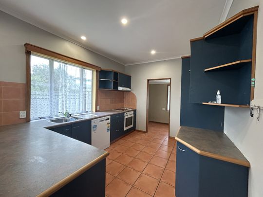 12 Tannahill Street, Hawera - Photo 1