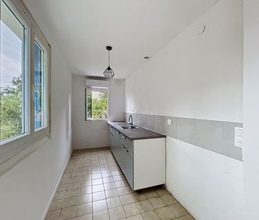 Location Appartement 1 pièce 37m² - Photo 2