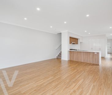 1/8 Morton Street, East Maitland NSW 2323 - House For Rent | Domain - Photo 1