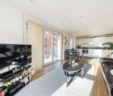 Slough, Berkshire, SL2 - Photo 1