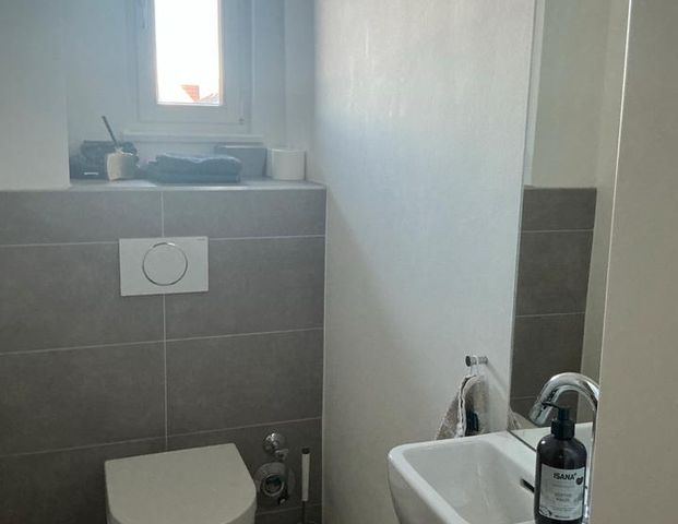 Stilvolle Altbauimmobilie im Herzen von Bad Cannstatt (Seelberg) - Photo 1