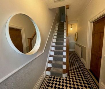 5 bedroom terraced house to rent - Photo 4