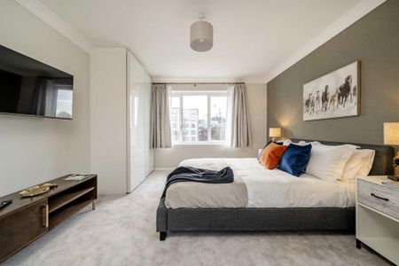 3 bedroom flat to rent - Photo 5