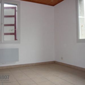 Appartement T2 à louer à Marnaz - Photo 2