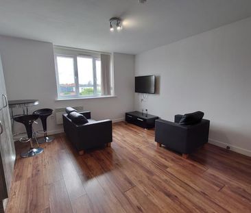 3 bedroom flat share to rent - Photo 3