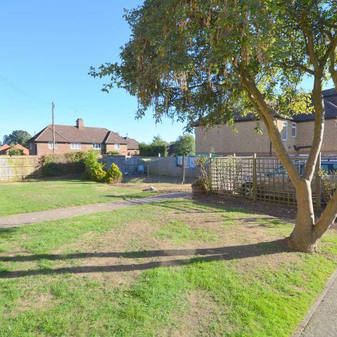 2 bedroom maisonette to rent - Photo 1