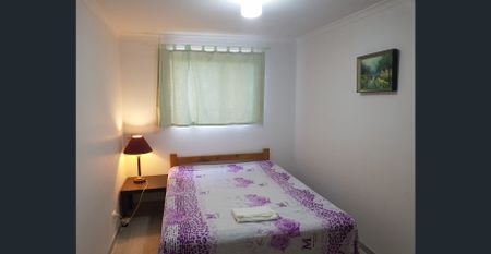 Spacious/Quiet 2 bedrooms Funitured Granny Flat at Carlingford - Photo 2