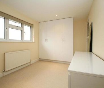 Sandfields, Send, GU23 - Photo 1