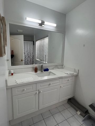 For Lease - 83 TRUMPETER Street, Toronto, Ontario - Photo 5