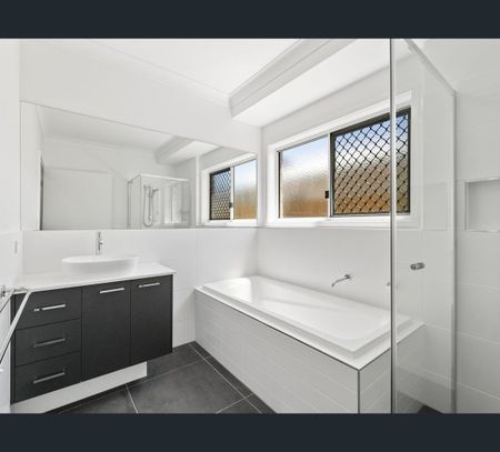 35 Barunga Street, Yarrabilba, Qld 4207 - Photo 2