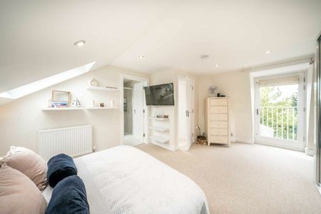 Fulham Palace Road, Fulham, SW6 - Photo 2