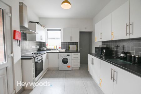 1 bed house of multiple occupation to rent in Waterloo Road, Hanley, Stoke-on-Trent - Photo 3