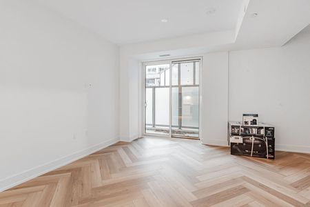 For Lease - 333 Sunseeker Avenue Unit# 139, Innisfil, Ontario - Photo 3