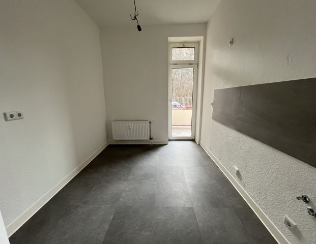 CFC-Heimspiel für dich! Wohntraum in Stadionnähe – top saniert & mit Wunschküche - Photo 1