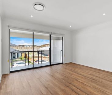 Stylish 4-Bedroom Rental in Ripley: Modern Design Meets Cozy Comfort - Photo 1