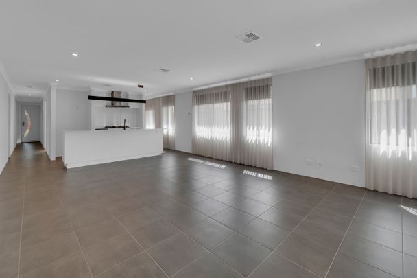 Four Bedroom Family Home in Baldivis - Photo 1