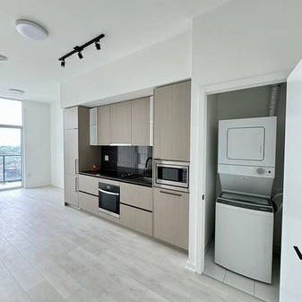 BRAND NEW 1 BED LUXURIOUS CONDO PARKING AND LOCKER INCLD - Photo 4