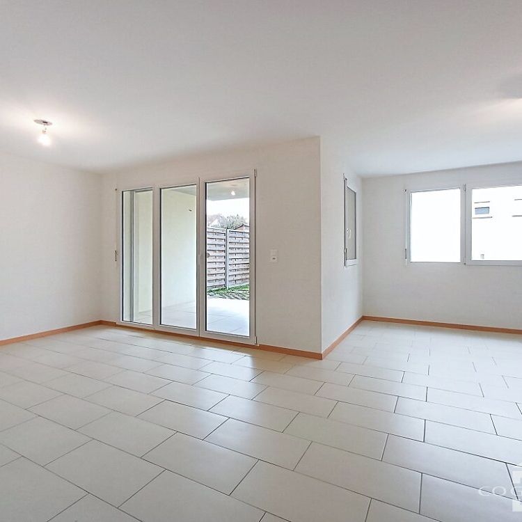 Bel appartement de 3,5 pièces au rez-de-chaussée avec terrasse - Foto 1