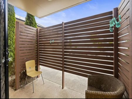 Convenient Location - Photo 5