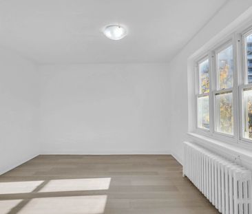 For Lease - 894 Eglinton Avenue Unit# 1, Toronto, Ontario - Photo 4