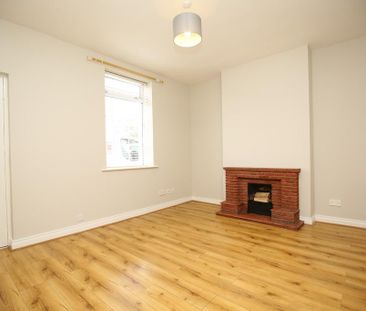 2 bedroom cottage to rent - Photo 2