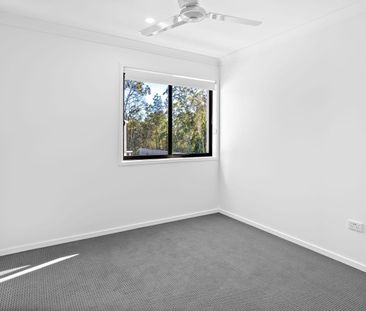 Modern 4bed townhouse, AC and pool - Photo 3