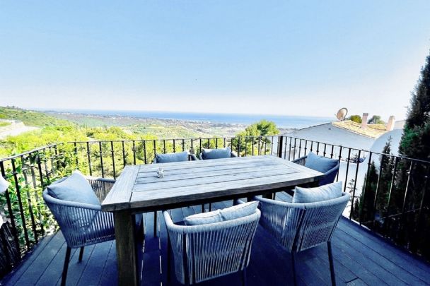 2 Bedroom Townhouse For Rent in Marbella, Málaga - Photo 1