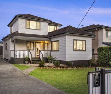 13 Garraween Avenue, North Balgowlah NSW 2093 - House For Rent | Do... - Photo 2