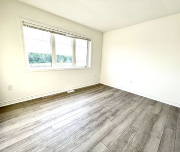 For Lease - 128 Village Gate Drive, Wasaga Beach, Ontario - Photo 4