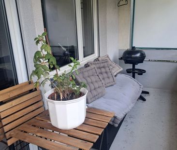 APPARTEMENT 2 PIÈCES À THUN (BE), MEUBLÉ, TEMPORAIRE - Photo 1