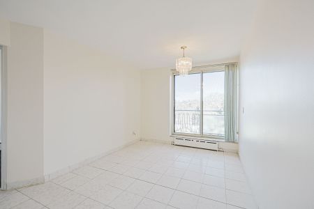 For Lease - 485 Kingston Road Unit# 615, Toronto, Ontario - Photo 2