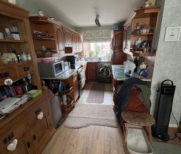 2 bedroom terraced house to rent - Photo 4