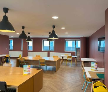 Large Highest Double Ensuite - Photo 6