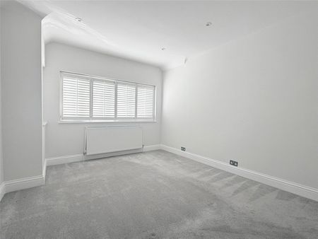 Temple Avenue, London - Photo 3
