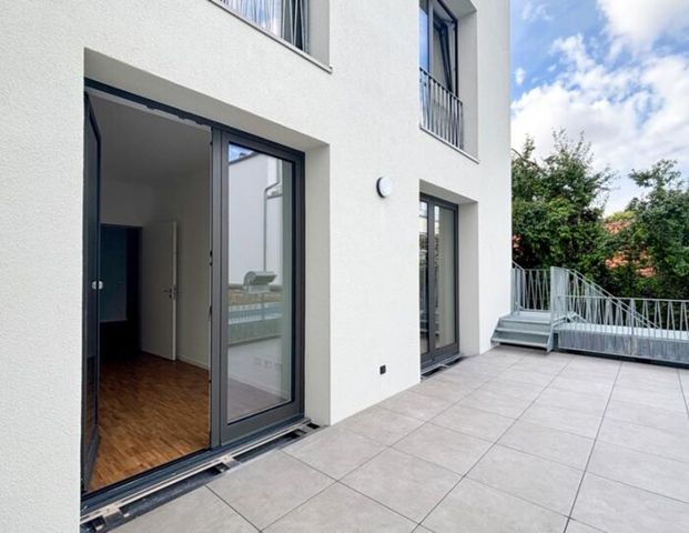 Erstbezug! Attraktive, lichtdurchflutete 3-Zimmer-Neubau-Wohnung mit gehobener Ausstattung - Foto 1