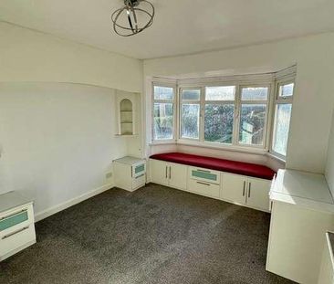 Barnford Crescent, Oldbury, B68 - Photo 1