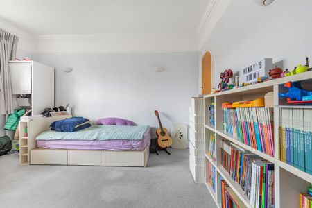 3 bedroom apartment to rent - Photo 5