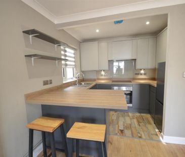 2 bedroom flat to rent - Photo 6