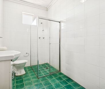 One Bedroom Apartment - Photo 5