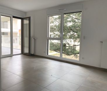Location Appartement 3 pièces 57m² LYON 5ème - Photo 2