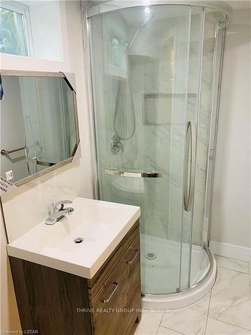 For Lease - 8 Homestead Crescent, London North, Ontario - Photo 2