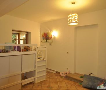 Großzügig angelegte Wohnung in Pressbaum mit Pergola, Pool und groß... - Photo 4