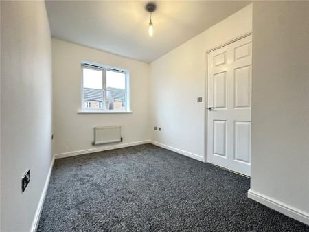 3 bedroom semi-detached house to rent - Photo 2