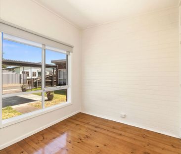 Ideal Location! - Photo 1