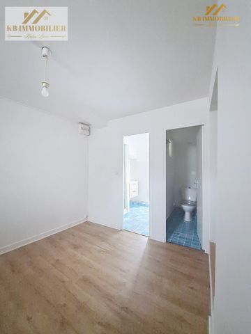 Location Appartement 6 pièces 103m² PRIVAS 07000 - Photo 4