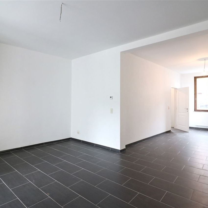 Gerenoveerde woning, drie slpk., zuidtuin in centrum - Photo 1