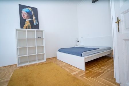 Csarnok tér - Fotó 5