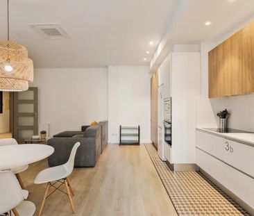 Carrer de Balmes, Barcelona, Catalonia 08007 - Photo 6