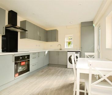 1 bedroom in a house share to rent - Photo 6